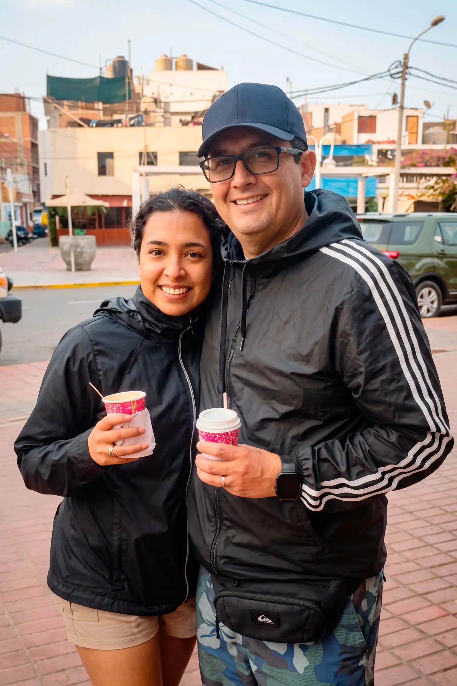 Pasajeros disfrutando de un tour en Paracas